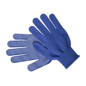 Pair of non-slip gloves