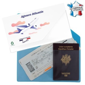 Travel pouch with flap