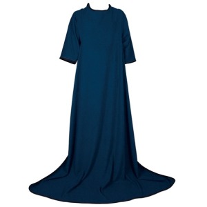 Fleece blanket with sleeves