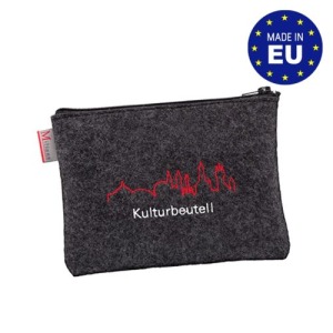 Felt travel kit