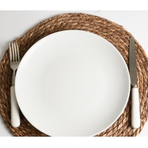 Classic dinner plate