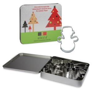 Cake moulds in tin