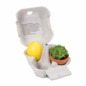 Fun in a box - with clay pots and egg candles