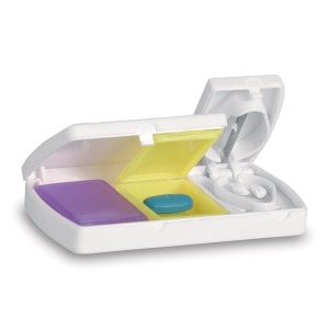 Tablet box with pill cutter