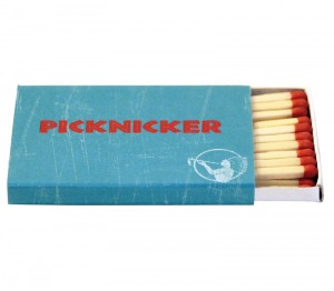 Small box of 19 matches