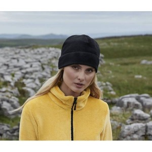 Beanie with recycled polyester marking area - RECYCLED FLEECE PULL-ON BEANIE