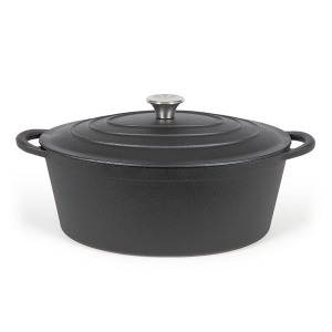 Oval casserole dish
