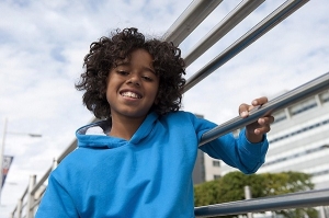Children's sweatshirt with contrasting hood