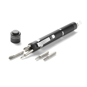 Metal screwdriver