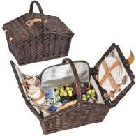 Rattan picnic basket for 2 people