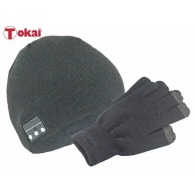 WINTER SOUND PACK: HAT WITH INTEGRATED HEADPHONES GLOVES