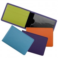 Horizontal card holder (4) in leather