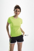 Raglan sleeved sporty women's t-shirt - color