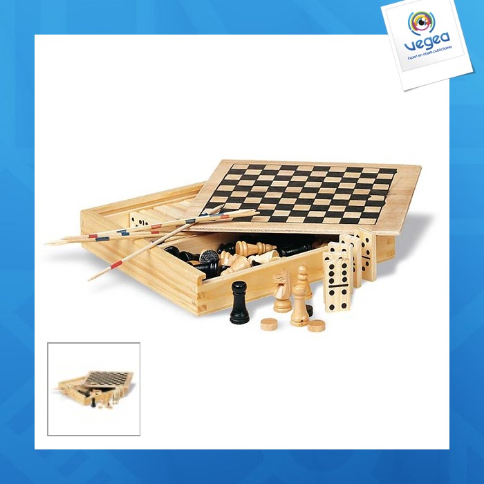 4 games in a wooden box