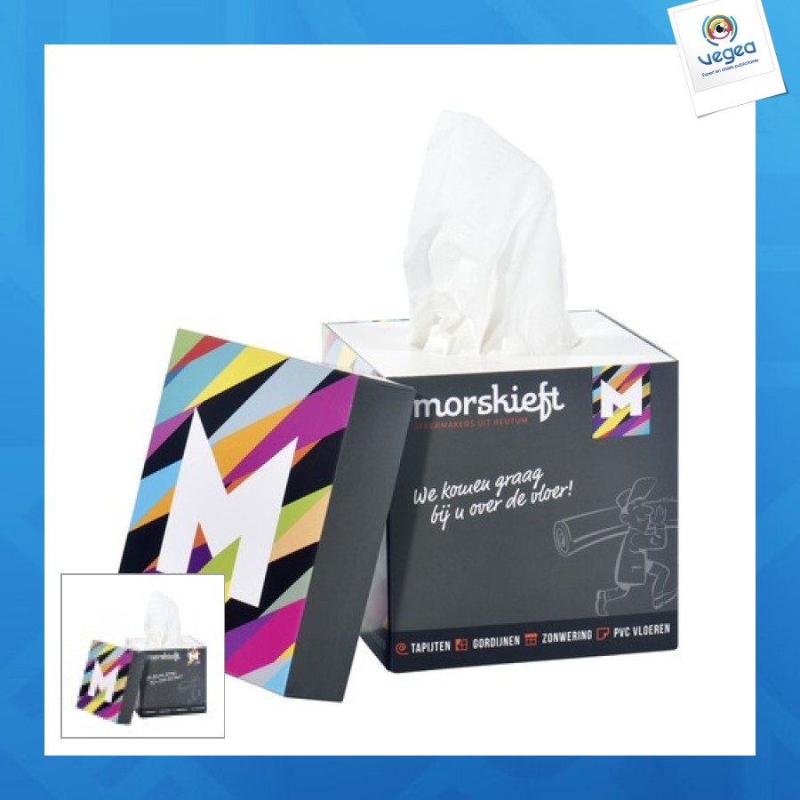 Box of 50 handkerchiefs with lid