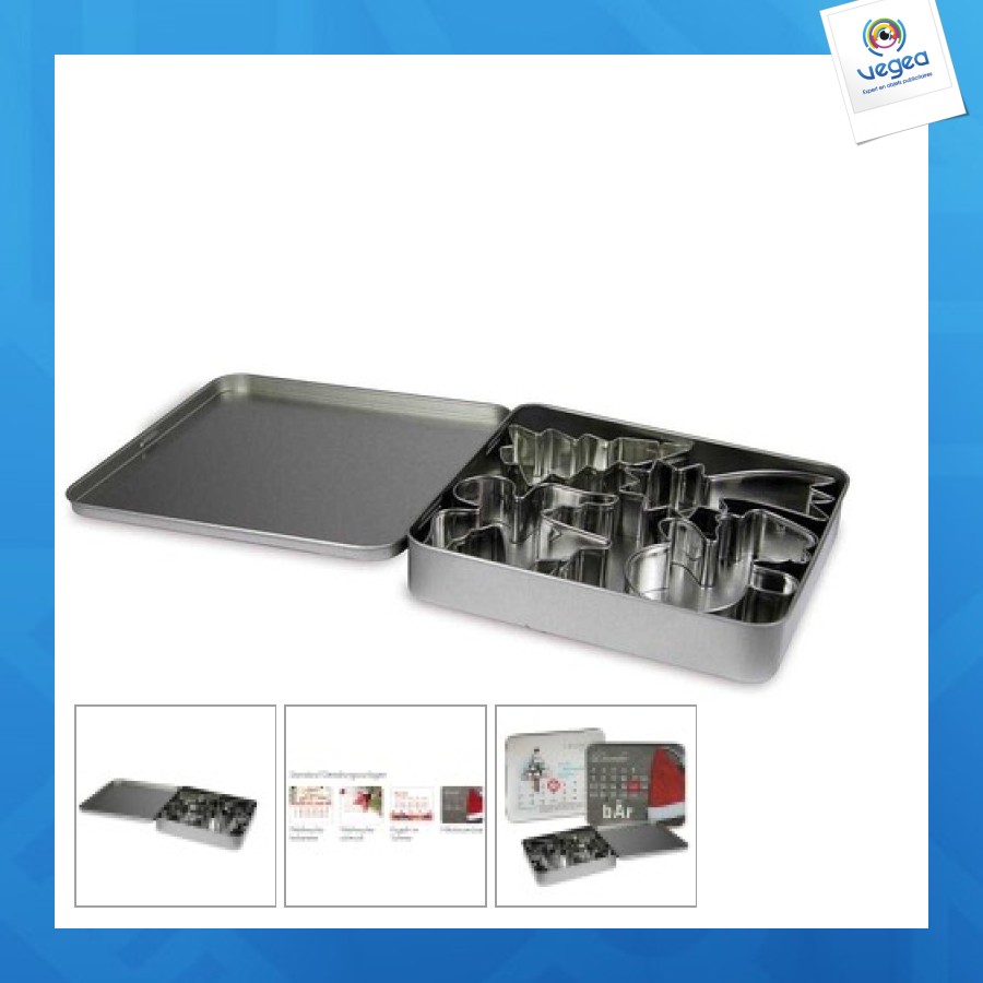Cake moulds in metal tin with advent calendar 