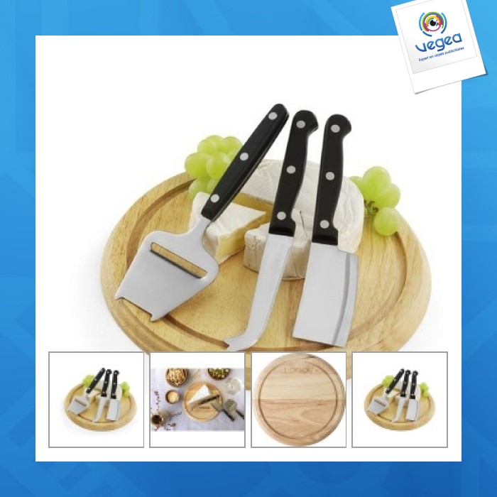 Cheese tray delivered with 3 knives