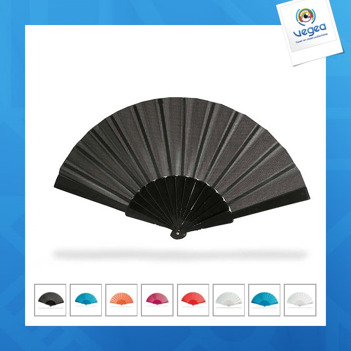 Classic fan with plastic handle