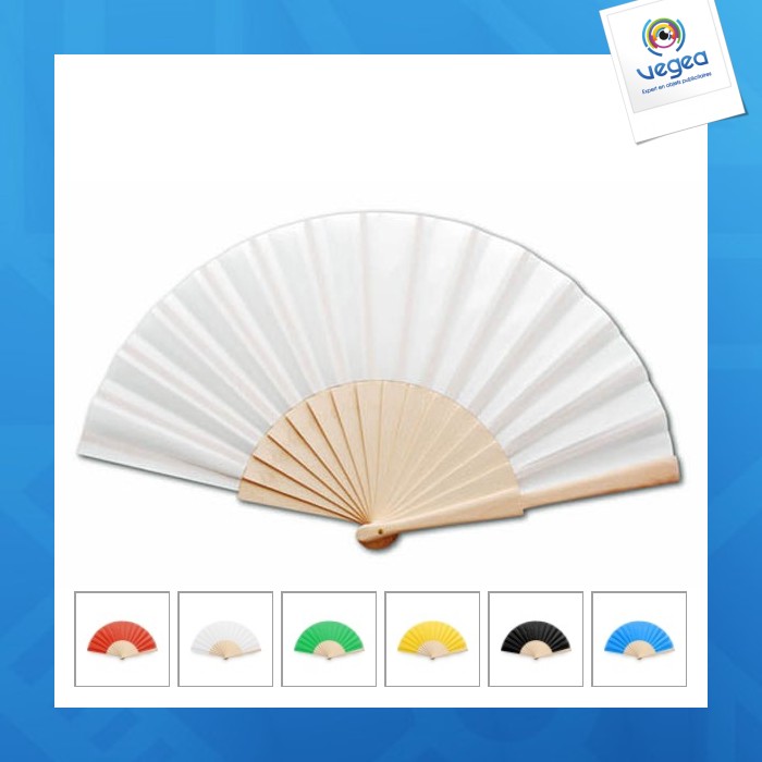 Classic fan with wooden handle range