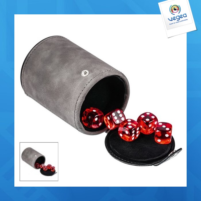Dice cup with 5 dice re98-beterou