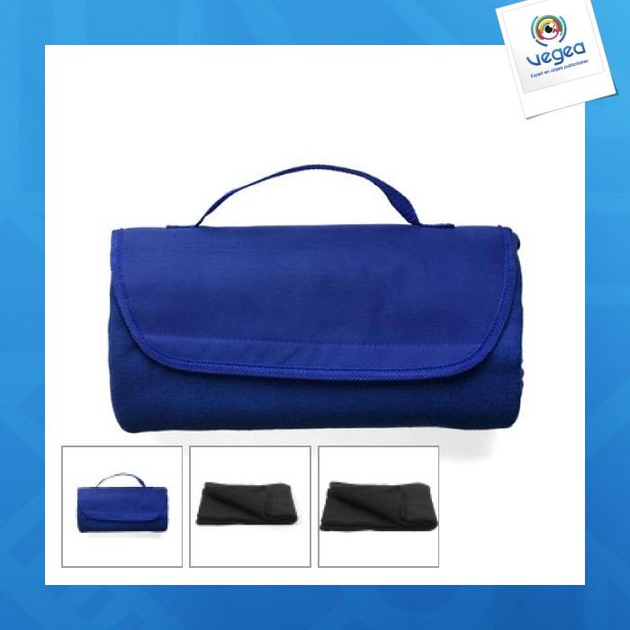 Fleece blanket with handle