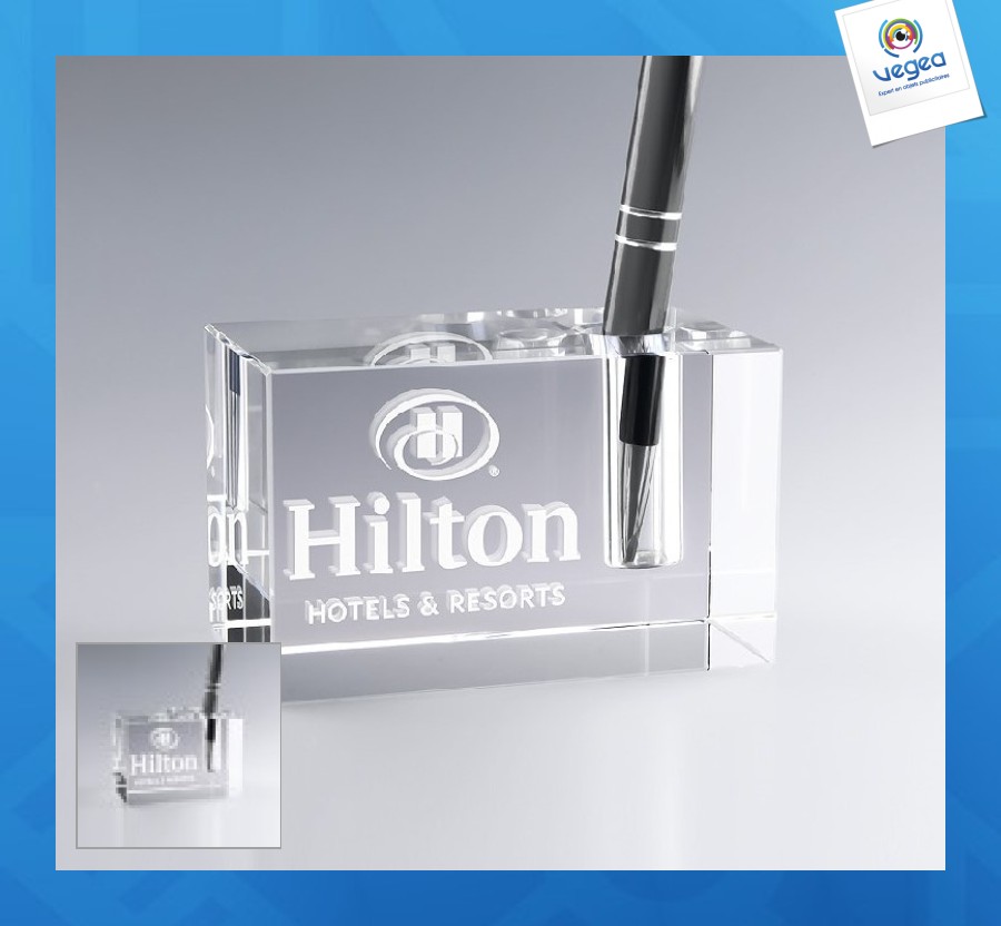 Glass pen holder
