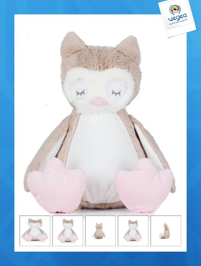 Owl with zipper opening