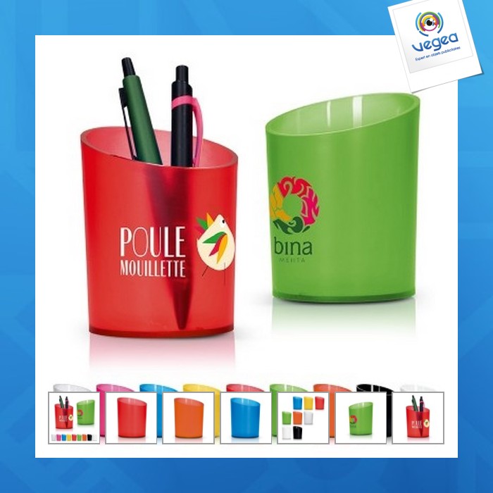 Plastic pencil cup 