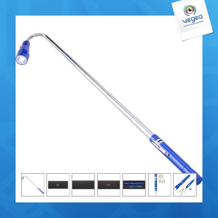 Set consisting of a torch and a screwdriver