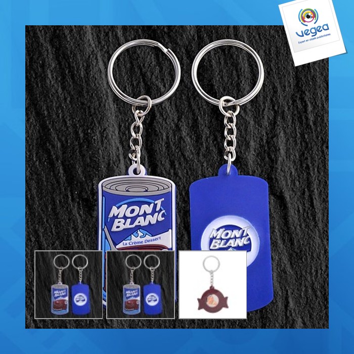 Soft pvc key ring + metal token