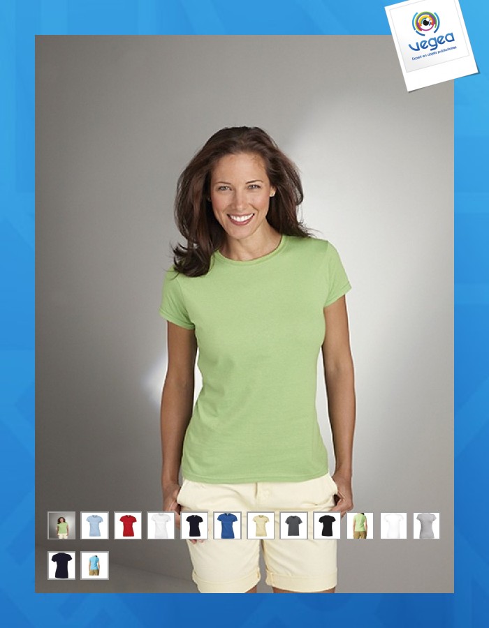 Women's white gildan t-shirt 